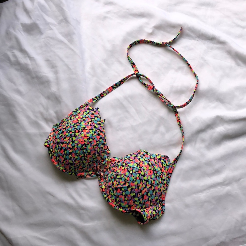 Victoria’s Secret ruffle edge push up swim top